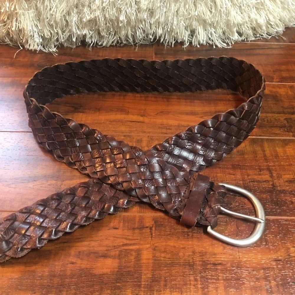 VINTAGE 90s M/L BoHo Hippie Brown Woven Leather Floral Filagree Buckle Belt